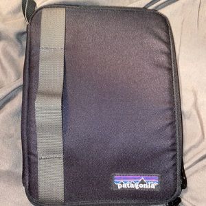 Patagonia Black and Gray Kids Accessory Case